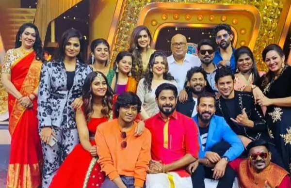 சண்டையை மறந்த ரசிகர்கள் 