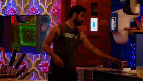 தலைவன் ஆரி