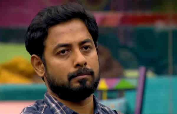 ஆரிக்கே டைட்டில்.. 