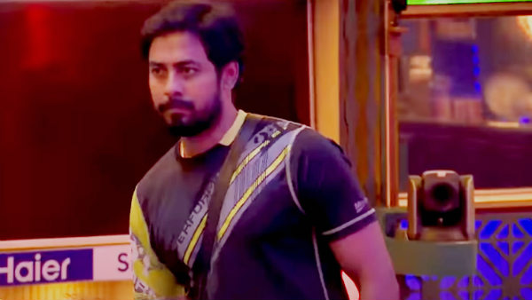 மனுஷனே இல்ல 