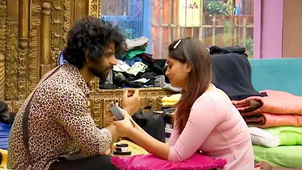 பலர் ஆதரவு 