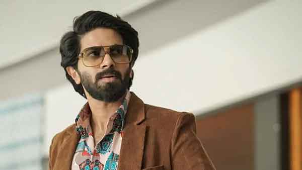 ஷோபிதா துலிபாலா 