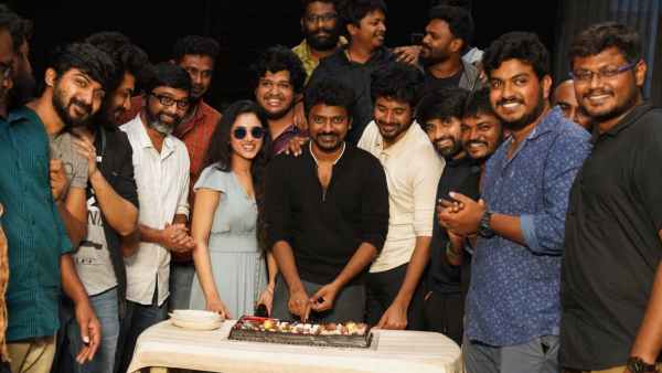 ரசிகர்களின் ஆதரவு ரசிகர்களின் ஆதரவு