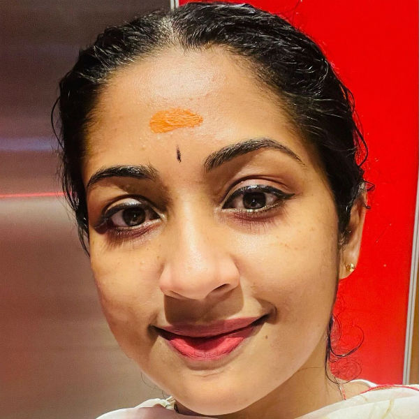 சின்னஞ்சிறு கிளியே 