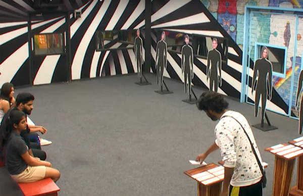 டேமேஜ் செய்து.. டேமேஜ் செய்து..