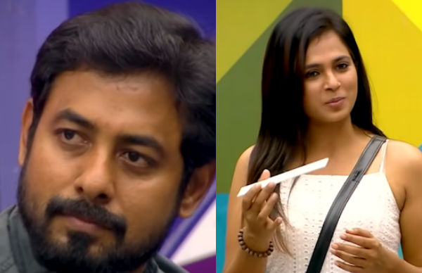 ஆவேசமாக அடித்து 