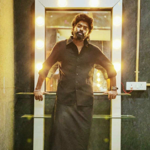 தனுஷ் நடிப்பில்