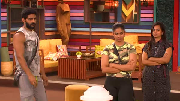 இது டாஸ்க்கா? 