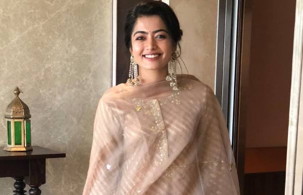 தமிழில் அறிமுகம்