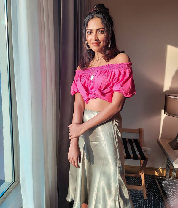 வெப் சீரிஸ்களில் பிஸி 