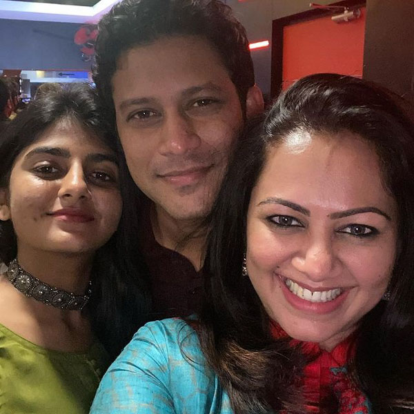 க்ராப் டாப்பில் கேபி 