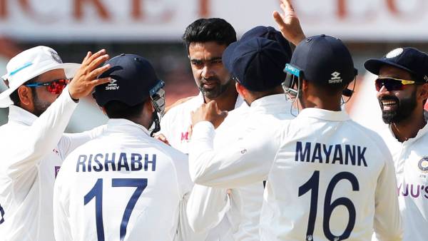 ஆட்ட நாயகன் 