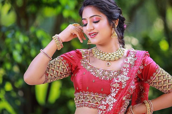 மாஸ் என்ட்ரி 