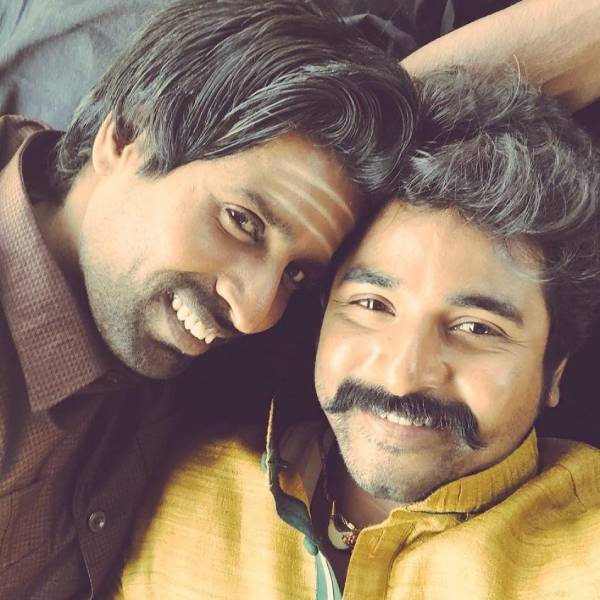 கிராபிக்ஸ் பணிகள்