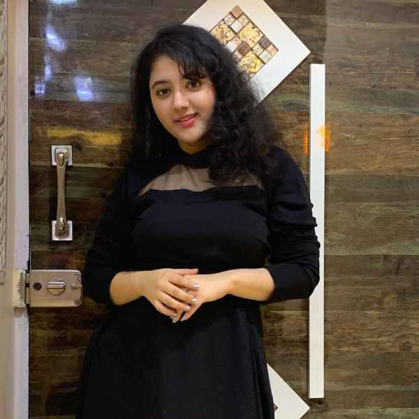 ஸ்டைல் போஸ்