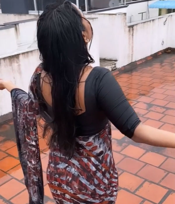 விதம் விதமான போட்டோஷூட் 