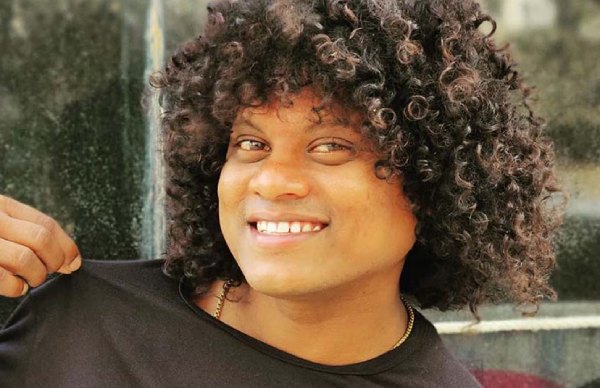 சிவகார்த்திகேயன் பாராட்டு 