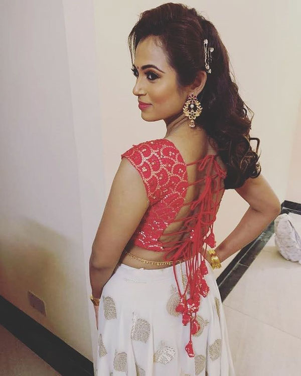 அழகுக்கு அடிமை 