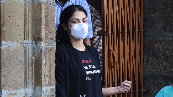 ஒதுக்குமா பாலிவுட்