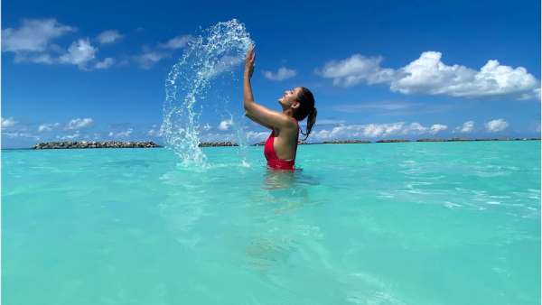 குளிக்கும் போட்டோஸ் 