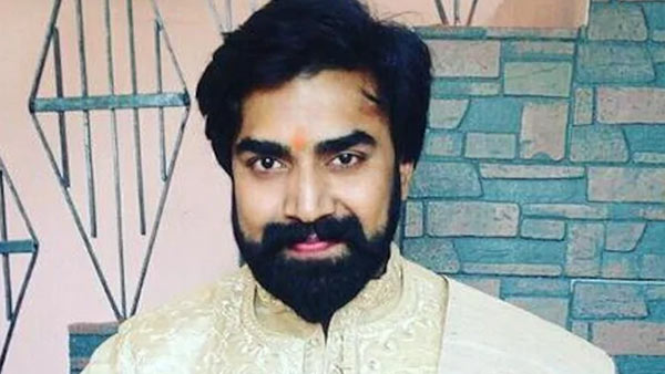 மும்பை குடியிருப்பில் மும்பை குடியிருப்பில்