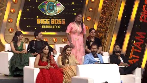 அனிதா அழுவாங்க