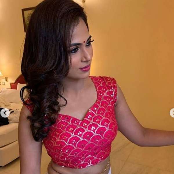 ஹீட்டாக்கும் இடுப்பு ஹீட்டாக்கும் இடுப்பு