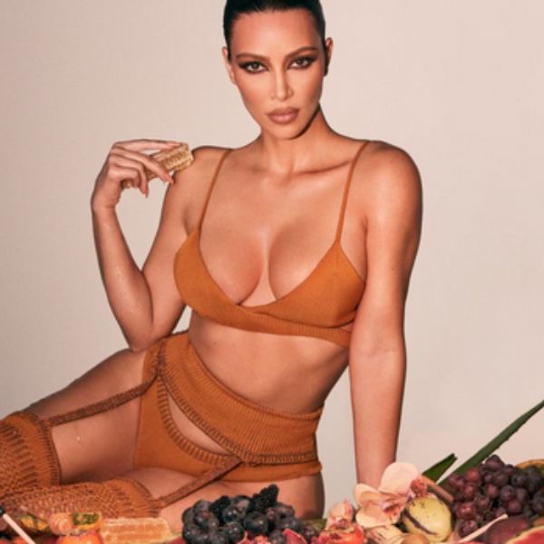 200 மில்லியன் ரசிகர்கள்