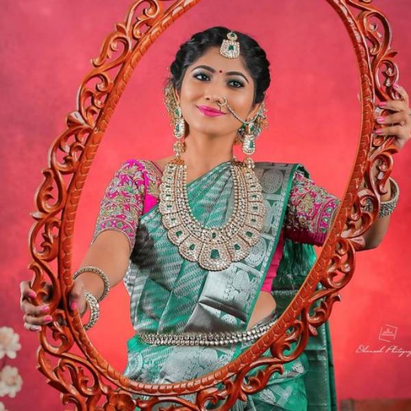 நிர்வாண போட்டோ ஷூட் 