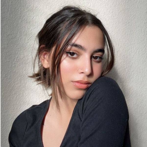 பிரபலங்கள் ஆதரவு