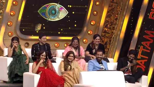 பேய் பொம்மை