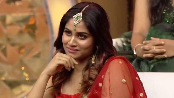 அம்மா சொல்லை தட்டாதே