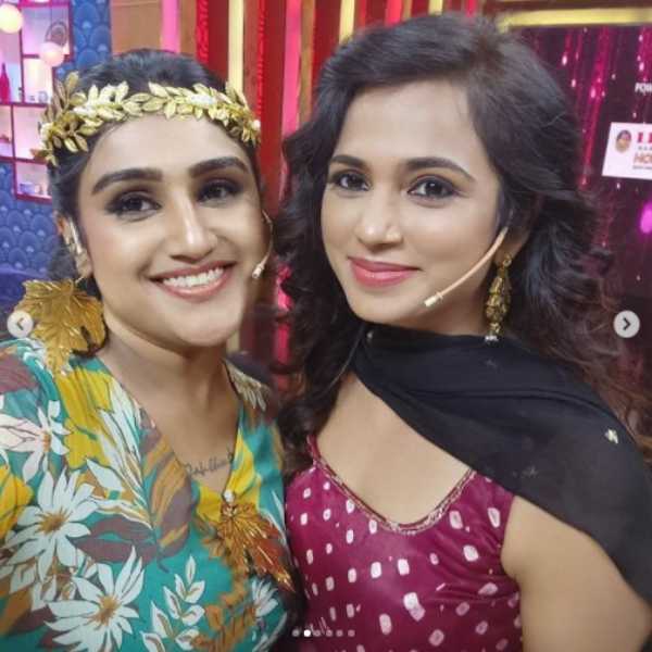 தலையில் கிரீடம் 