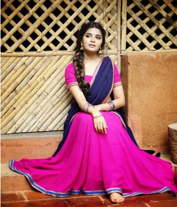 கிராமத்து மண் வாசனையுடன் 