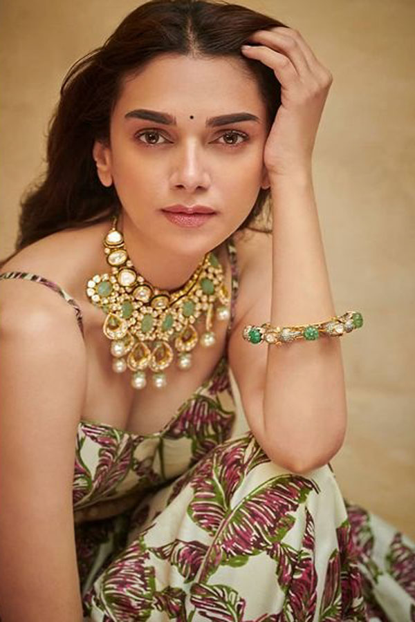 வரலாறு படம் 