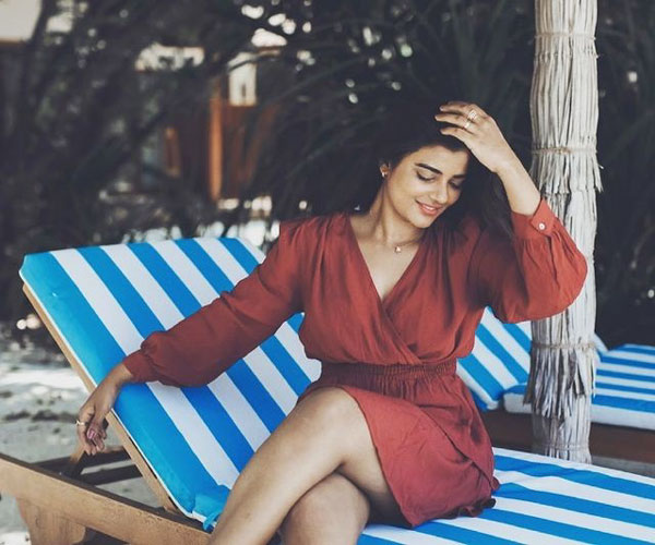 அசத்தும் ஐஸ்வர்யா ராஜேஷ் அசத்தும் ஐஸ்வர்யா ராஜேஷ்