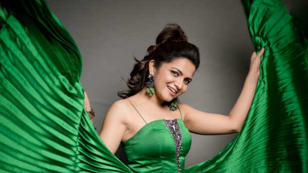 மாலத்தீவில் ஜாலி 