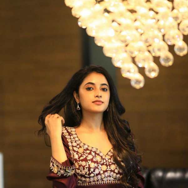 கல்லூரி கதைக்களத்தை