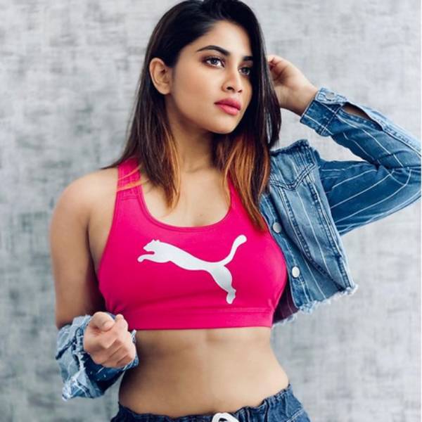 இன்ஸ்டா போஸ்ட்டுகள் 