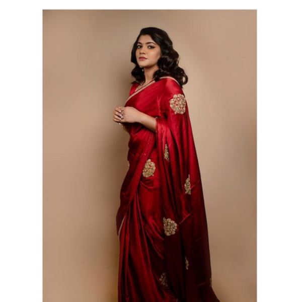  நல்ல பாடகி