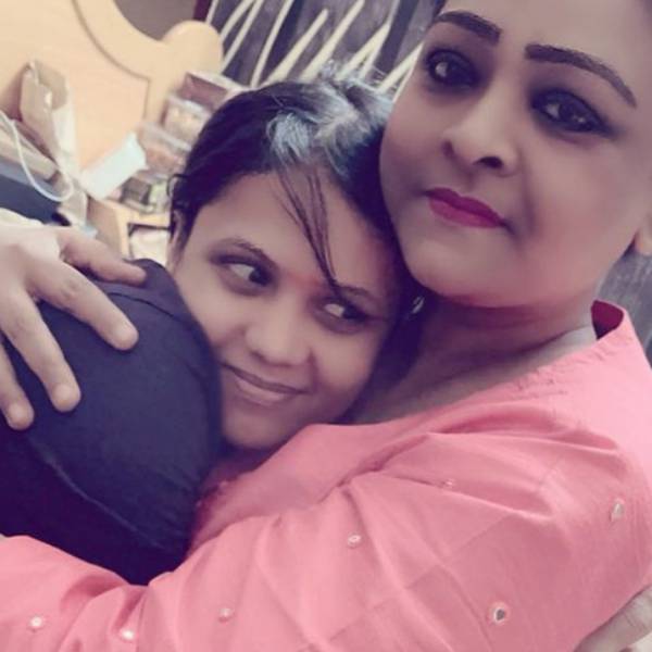 நலம் விசாரித்தார்