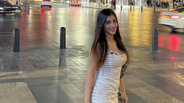 டிரெண்டிங்கான யாஷிகா ஹேஷ்டாக் டிரெண்டிங்கான யாஷிகா ஹேஷ்டாக்