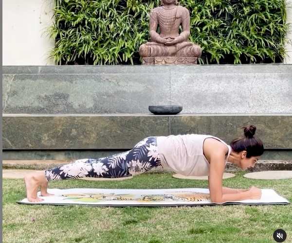 பரபரப்பை கிளப்பும் நடிகைகள் 