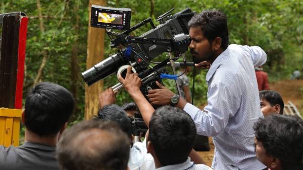 மெய் சிலிர்த்து 