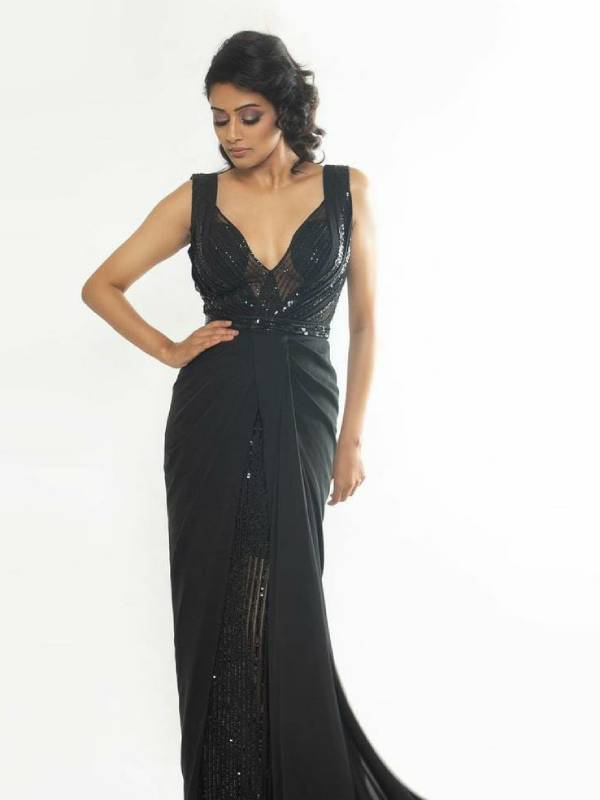 பல படங்கள் கைவசம் 