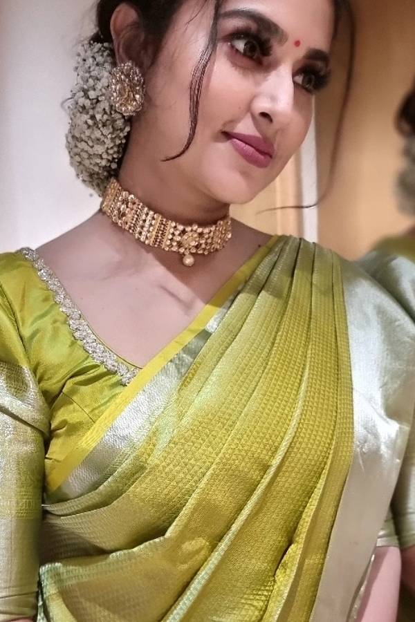 70க்கும் மேற்பட்ட படங்கள்