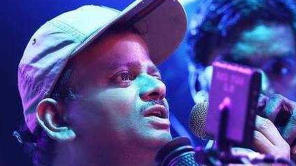 போட்டோகிராஃபிலும் ஆர்வம் போட்டோகிராஃபிலும் ஆர்வம்