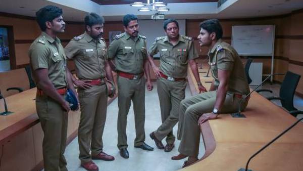 பிசியாக தயாரிப்பாளர் 