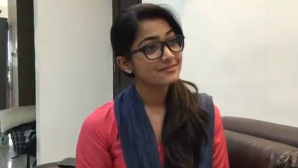 பாலிவுட்டை வியக்க வைத்துள்ளார் 