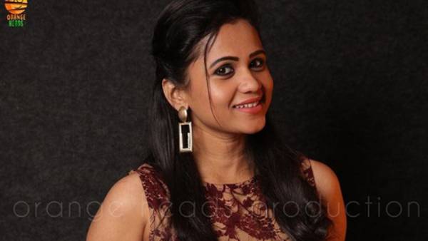 தனி ரசிகர்கள்